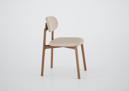 Silla Ginga con Brazo Respaldo de Madera Natural Canela y Asiento Tapizado en Tela G.2-348