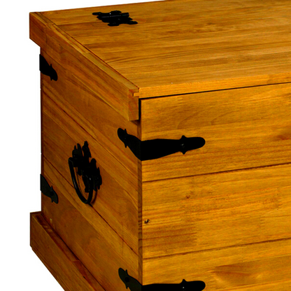 Pirate Ocean Chest in Pine Nut Color